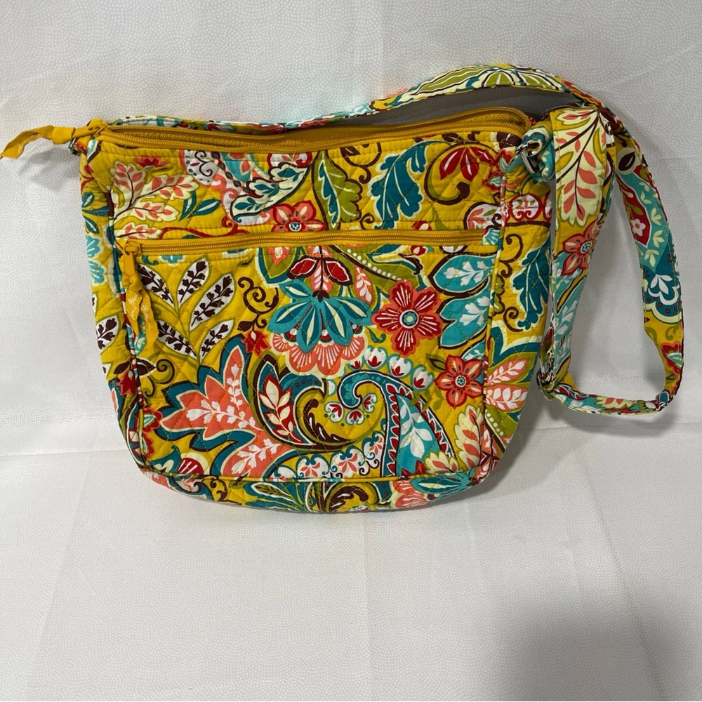 Vera Bradley Small Quilted Colorful Tote Bag With Pretty Floral Pattern - Picture 2 of 11